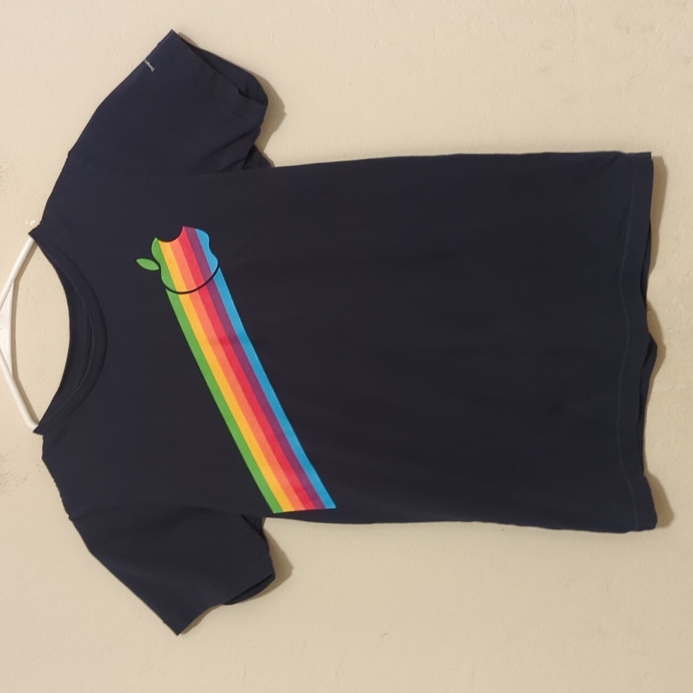 Apple logo blue short sleeve shirt size YL